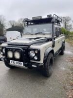 Land Rover defender 110 puma
